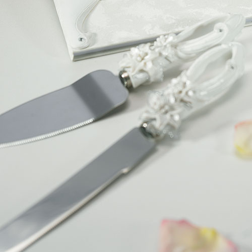 SERVING SETS & CAKE KNIVES